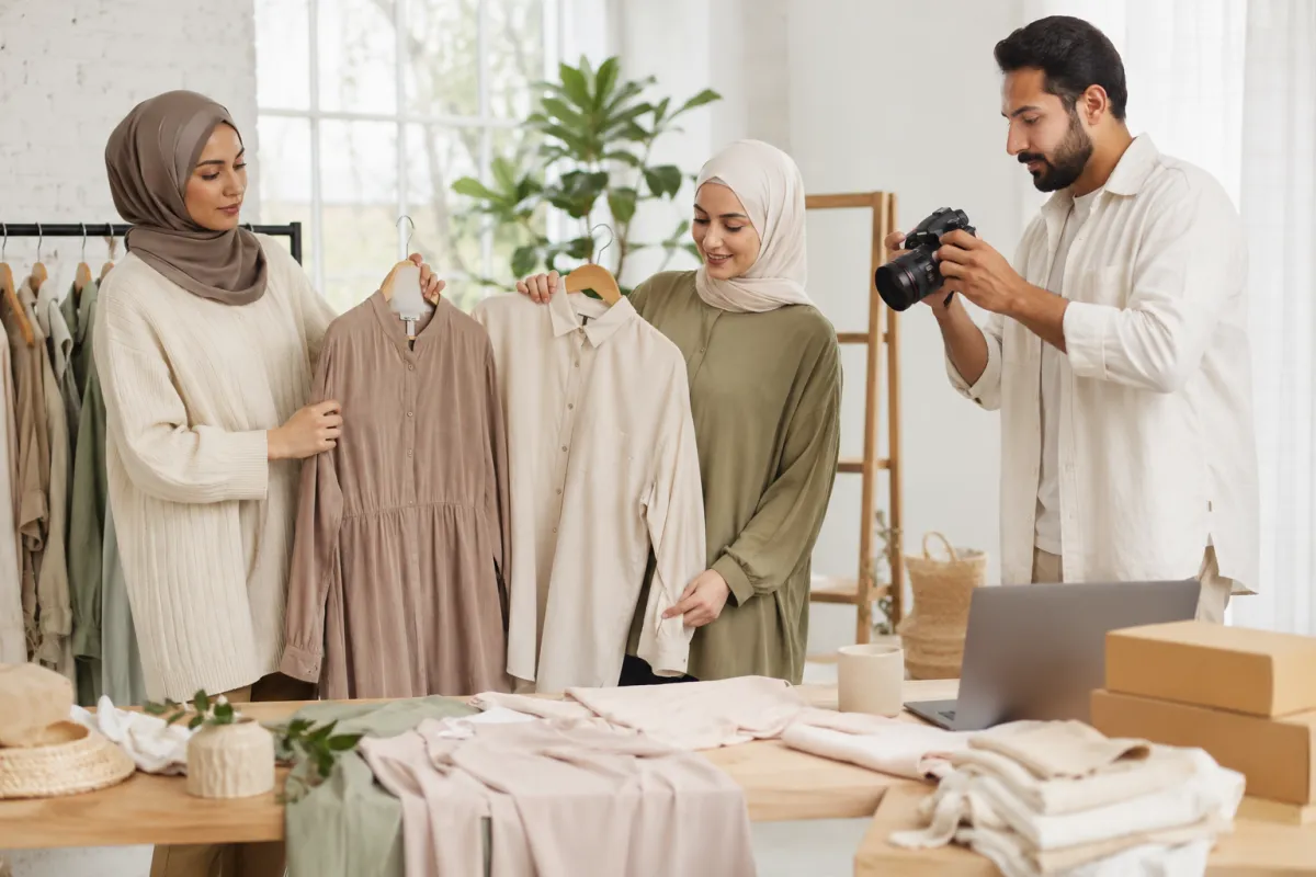 AI Clothes Changer Use Cases: Personal, Creator, and Ecommerce Workflows
